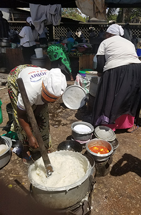 Mama Lishes (Street Food Vendors)